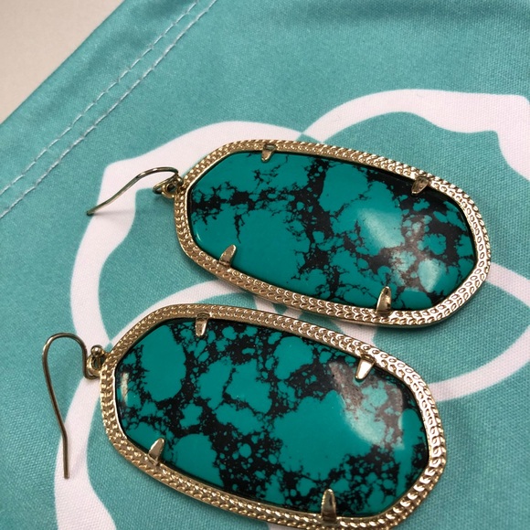 Sold - Picture 3 of 3